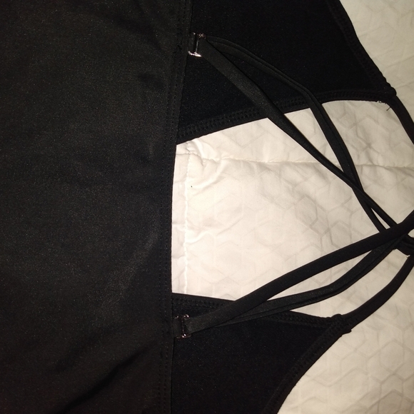 Shein Plus Contrast Mesh Bikini Swim top Women's 4X (20) - Picture 3 of 5